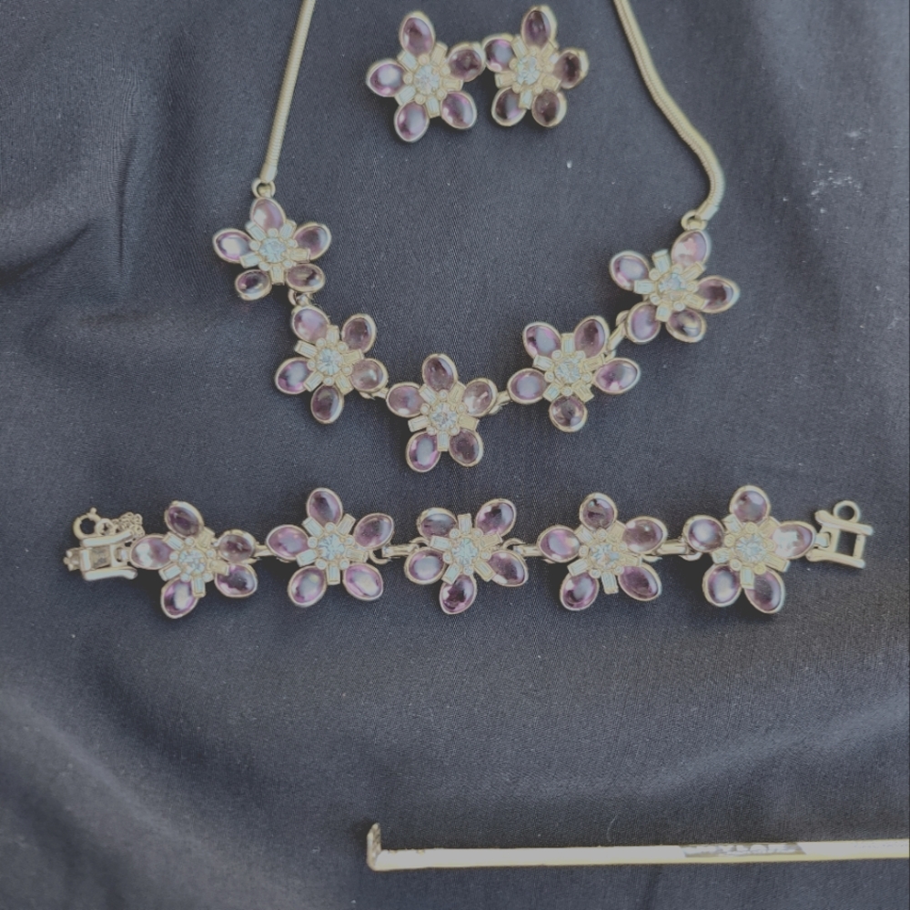 Beautiful Barclay Amethyst set